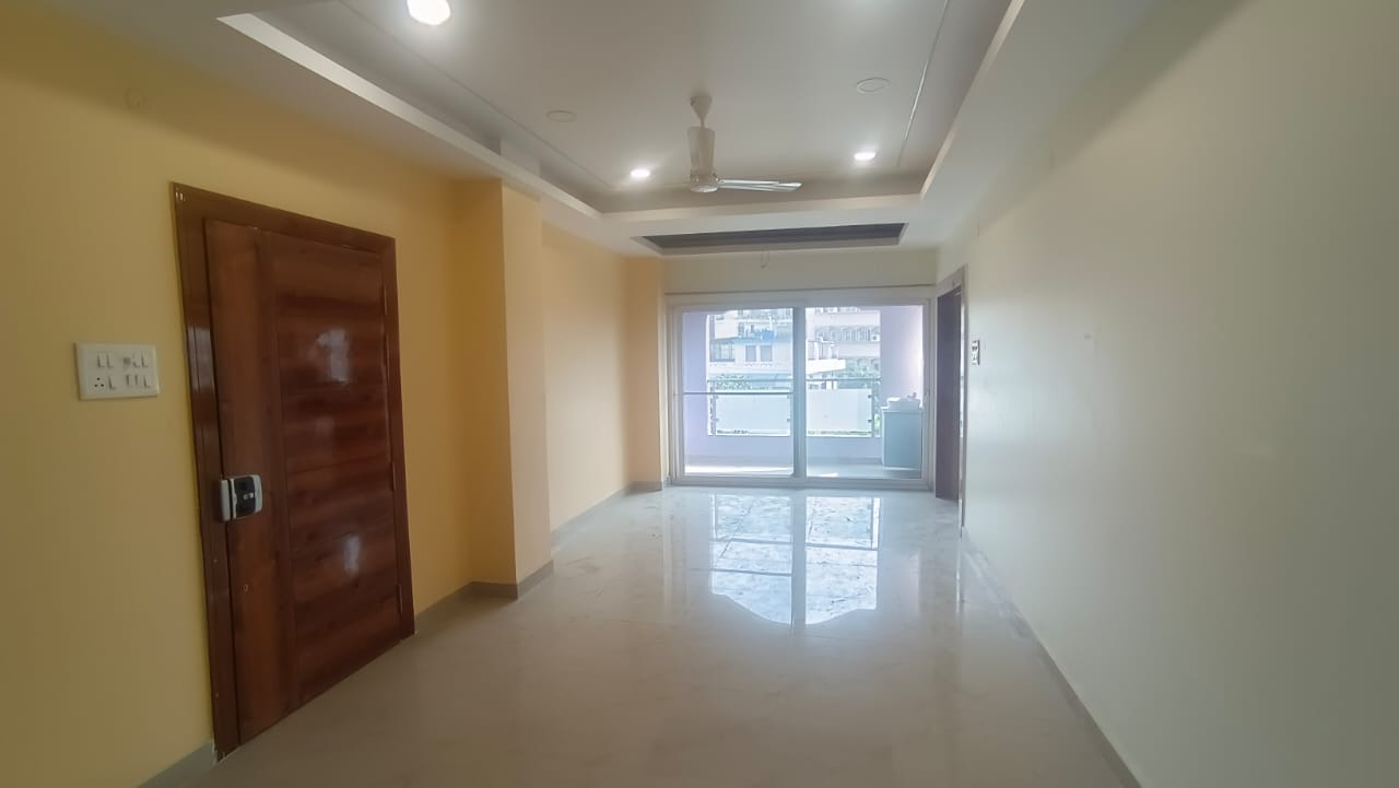 Semi Furnished 3bhk in BT College Rd, Lachit Nagar, Guwahati, Assam, India for Rent